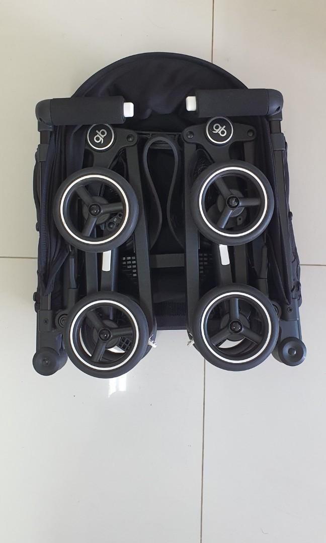 Gb pockit online stroller satin black