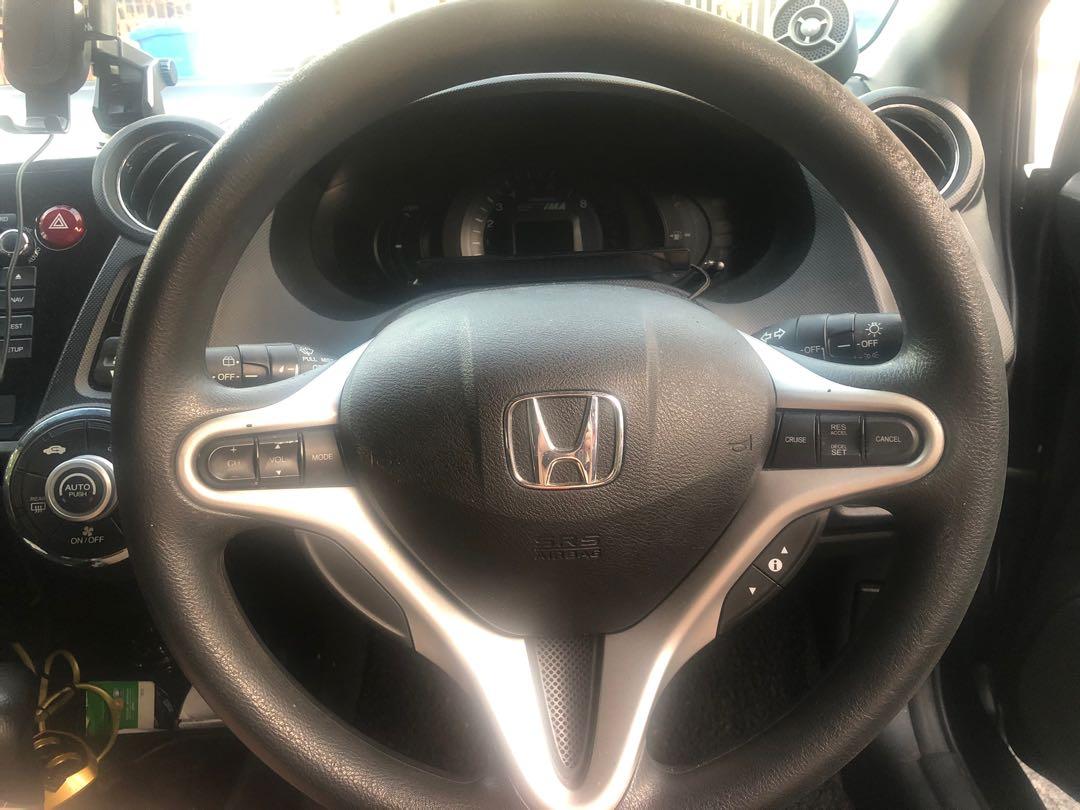 Honda insight deals steering wheel cover