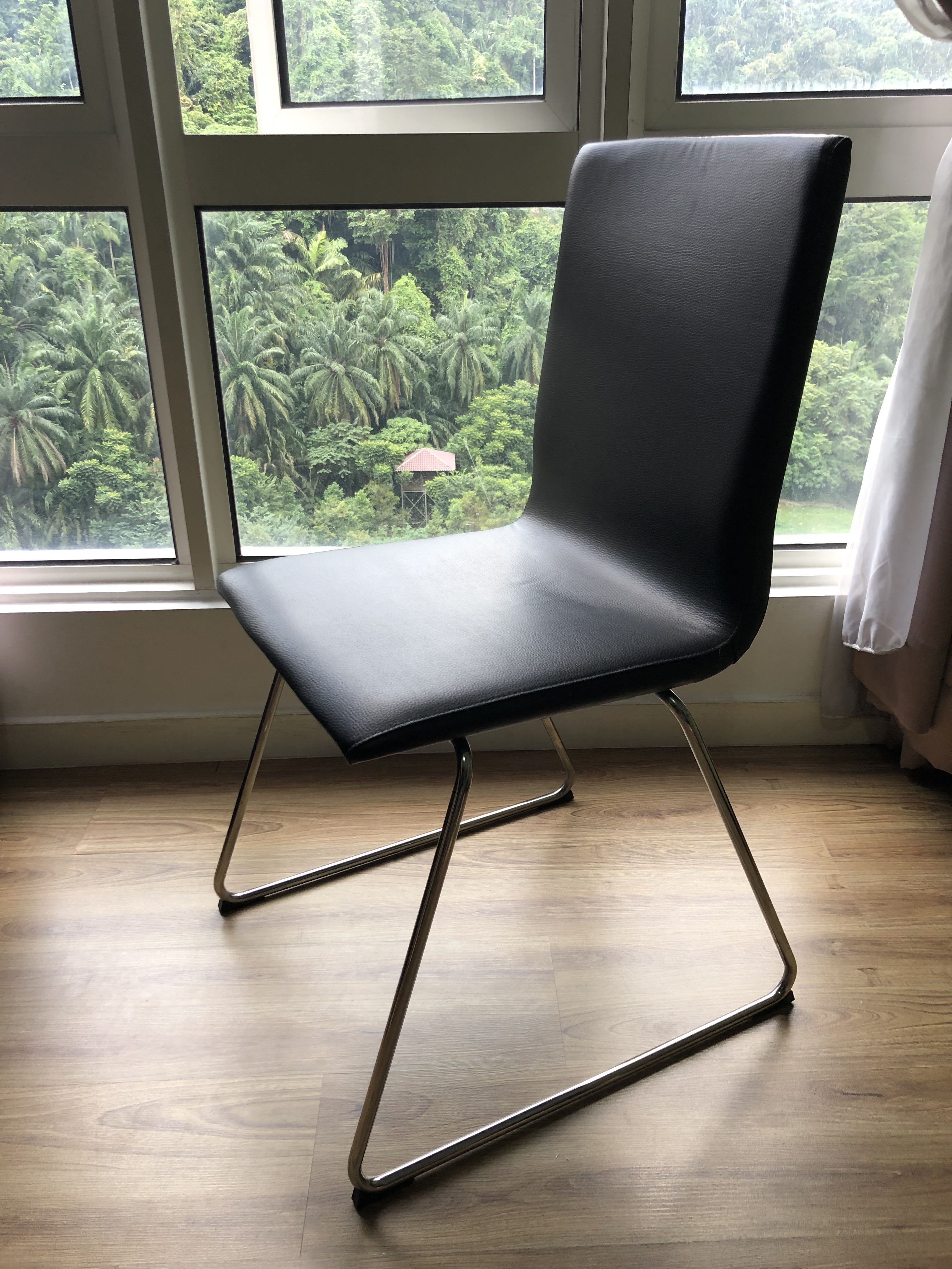 Volfgang chair store