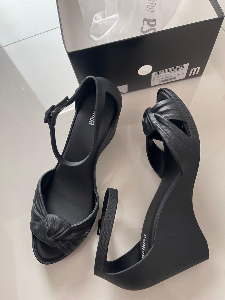Melissa Velvet Wedge Black, Women's Fashion, Footwear, Wedges on Carousell