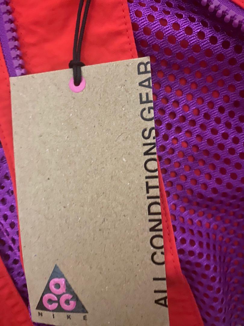 NIKE ACG VEST
