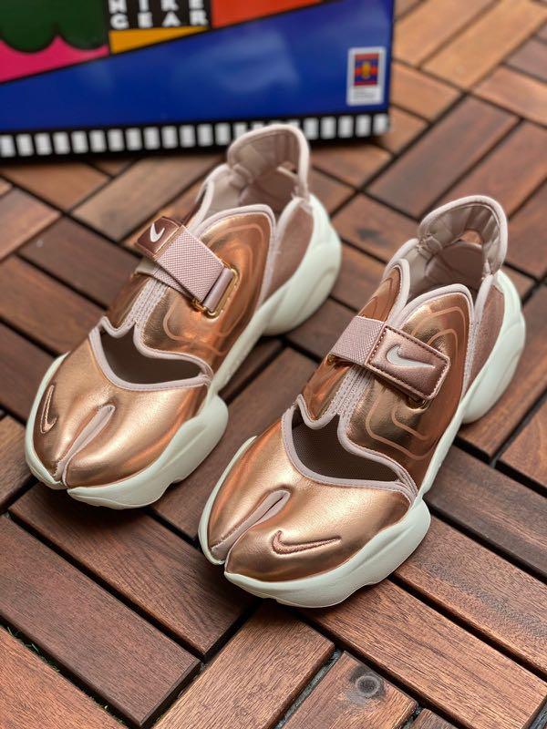 Nike Aqua Rift Rose Gold, Fesyen Wanita 
