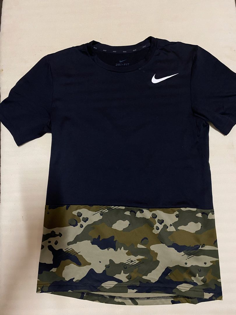Nike dry fit t-shirt, Olah Raga, Baju Olahraga di Carousell