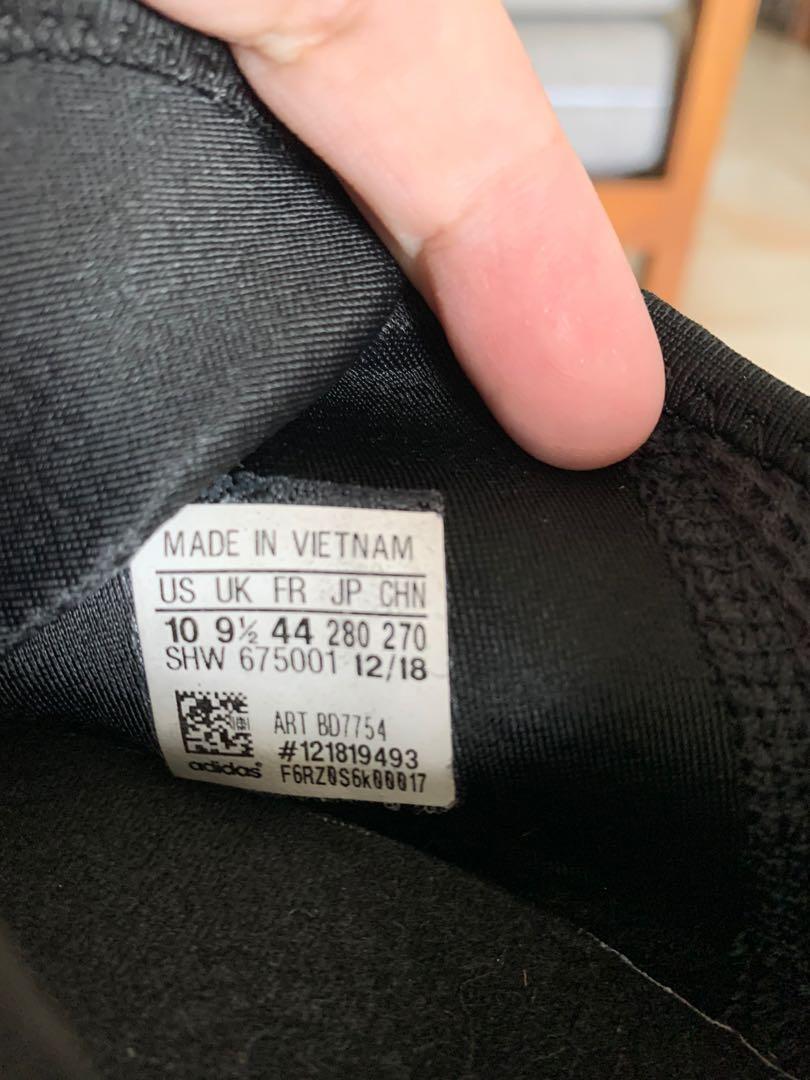 NMD R1 Triple Black Japan, Men's Fashion, Footwear, Sneakers on Carousell