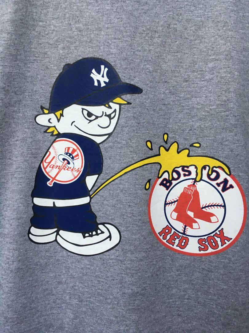 Crewneck Sweatshirt Piss on The Yankees - WickedPissaHH