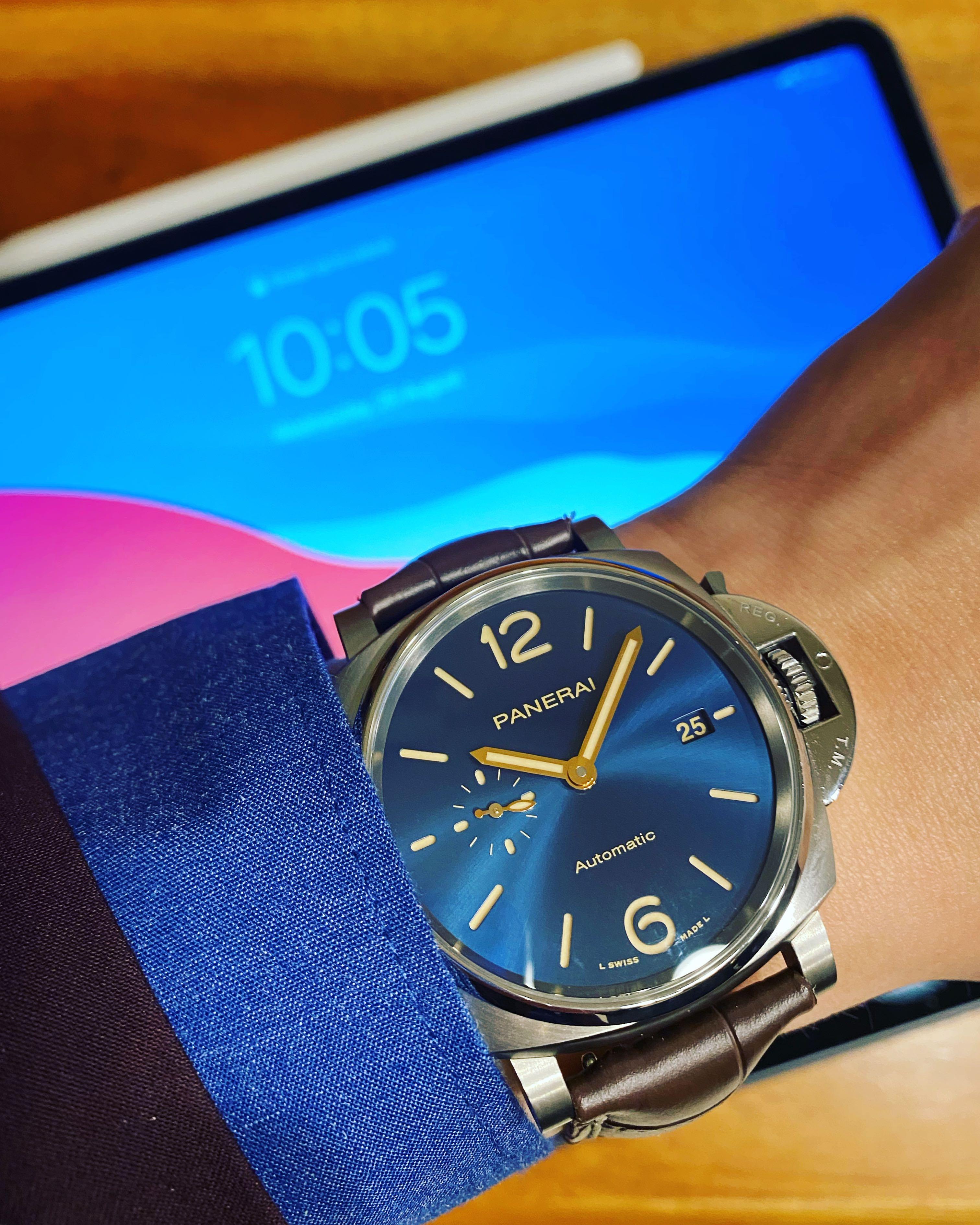 Panerai Due PAM927 42mm blue dial titanium case