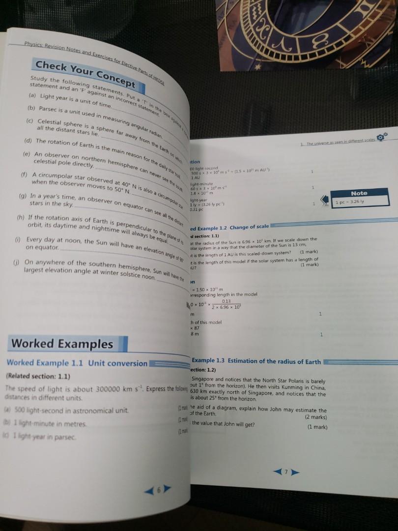 全新 物理練習 E1 Physics Astronomy notes&exercise（附答案） （分類：教科書）位於 Hong Kong。 由 qq1412 提交（商品編號 1110082309，圖片 2）。簡介： 以前買落，未有使用，無任何劃花痕跡，內有每課簡單介紹、例題、練習。