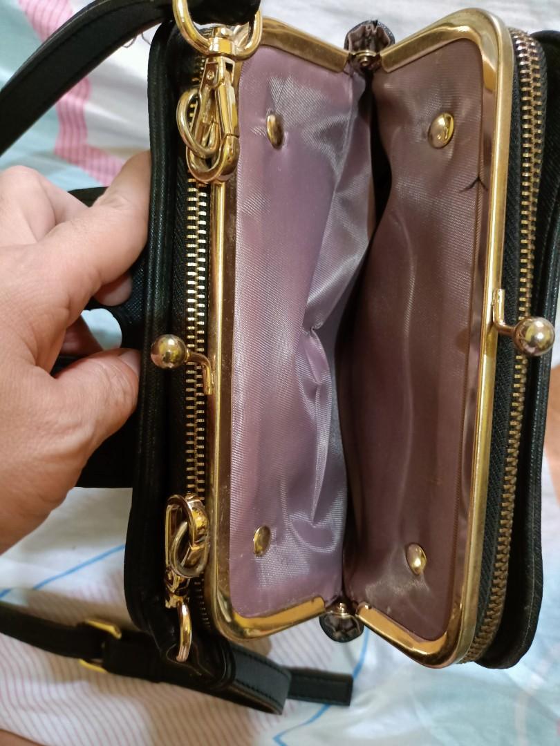 Preloved Coral Daisy Sling bag