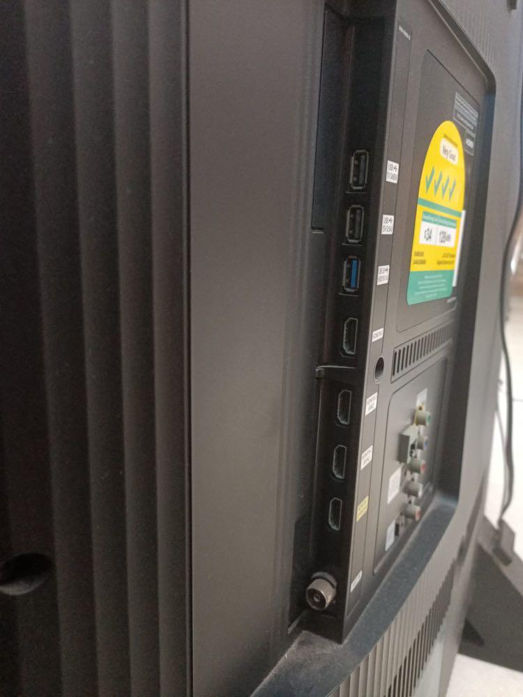 Samsung curve tv, TV & Home Appliances, TV & Entertainment, TV on Carousell