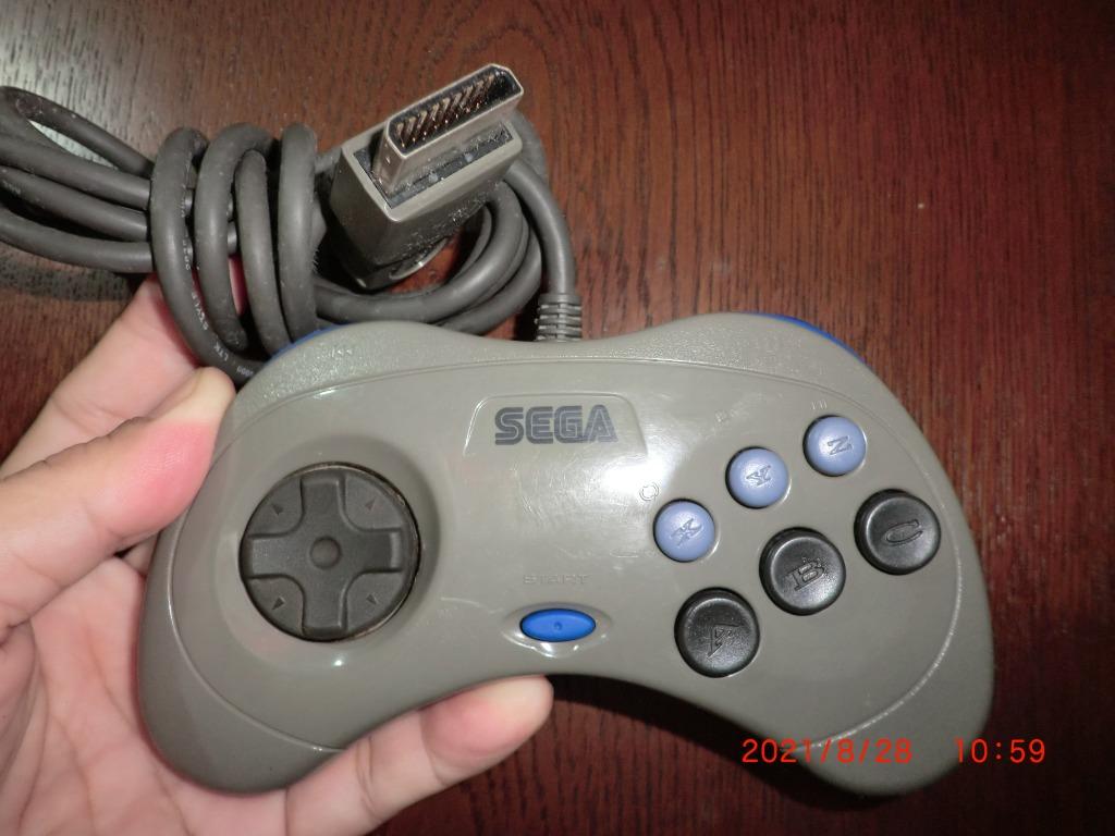 Sega Saturn Gray Controller Pad HSS-0101 (Category: Controllers) located in Carmona. Submitted by rpute (Listing ID 1109986691, Image 1). Description: .