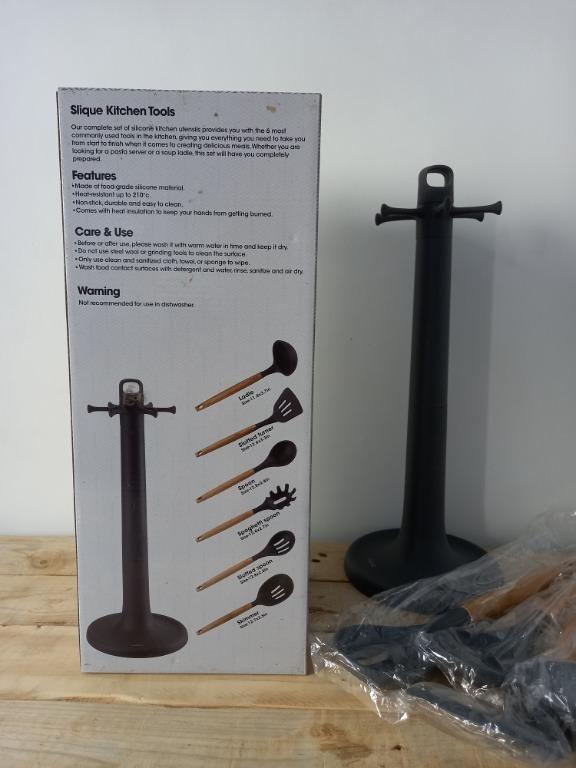 SLIQUE 7 pcs. Kitchen tools (Category: Cookware & Accessories) located in Malabon City. Submitted by anikluv (Listing ID 1110019337, Image 3). Description: 7 pcs. Kitchen tools SLIQUE with wooden handle. Never used still with box and in its plastic cover. Payment Method: Gcash or Paymaya *** Buying vintage/pre loved items always comes with imperfections. Please manage your expectations..