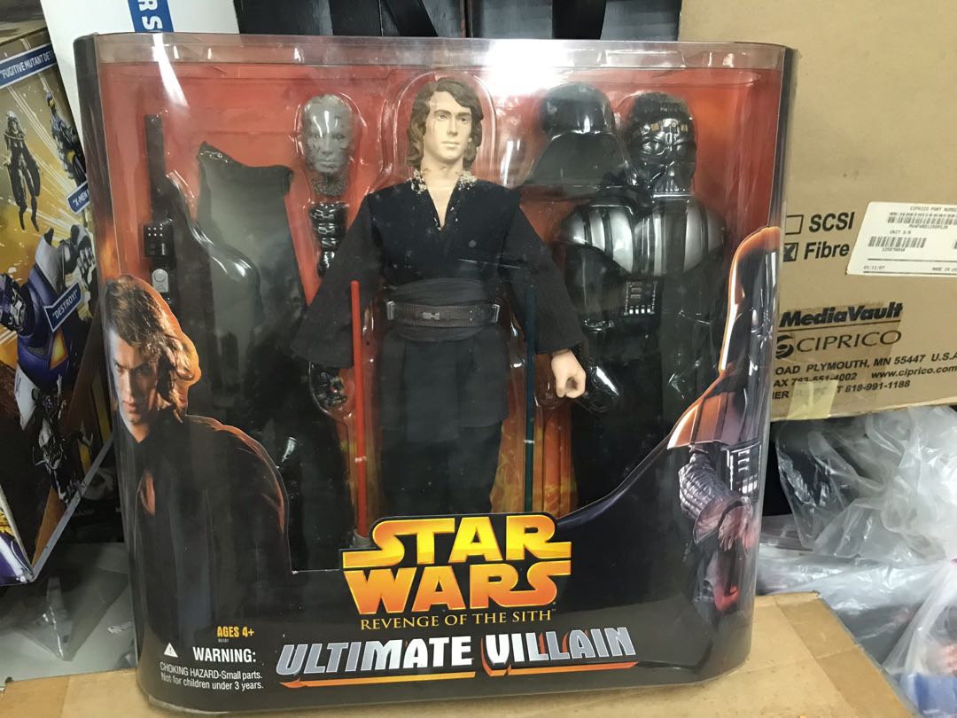 STAR WARS 12 inch DARTH VADER ULTIMATE VILLAIN NEW Hobbies Toys