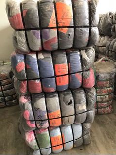 (Category: ) located in . Submitted by timeless.garments (Listing ID 1109995567, Image 1). Description: .