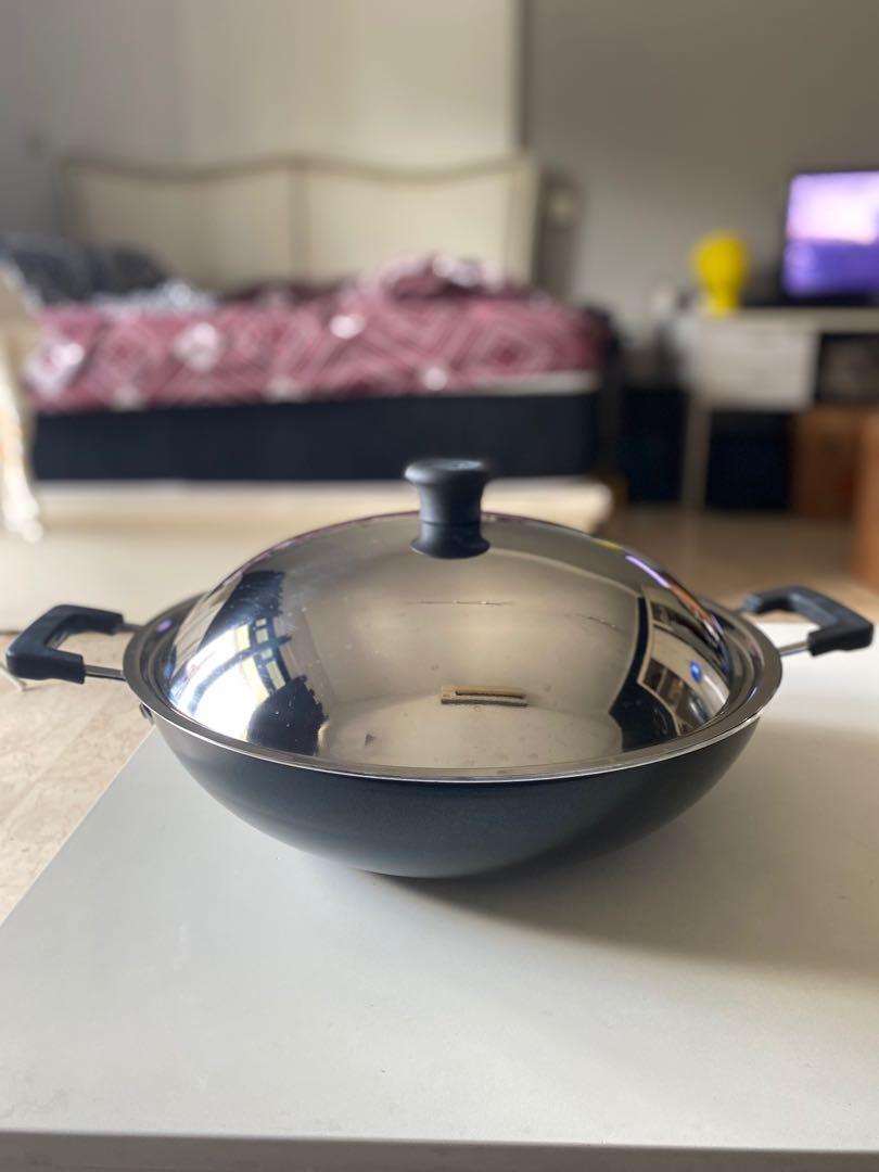 Tefal Non stick wok 36cm, Furniture & Home Living, Kitchenware