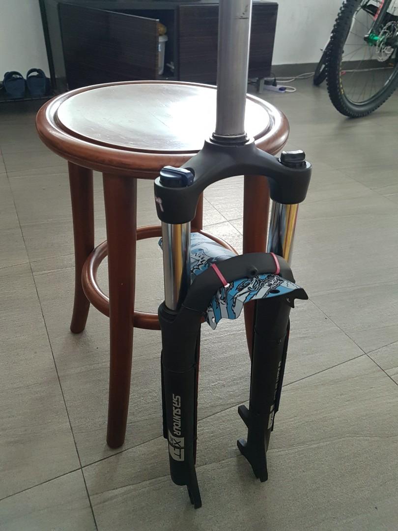 Suspension sr online suntour xct 30