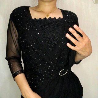 Atasan Hitam Blink