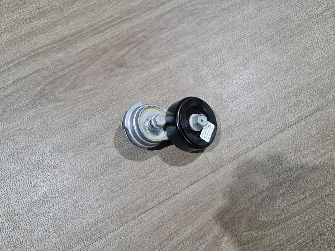 Chevrolet Corvette ZL1 Camaro Aircon Drive Belt Tensioner GM Bnew, Car Parts & Accessories