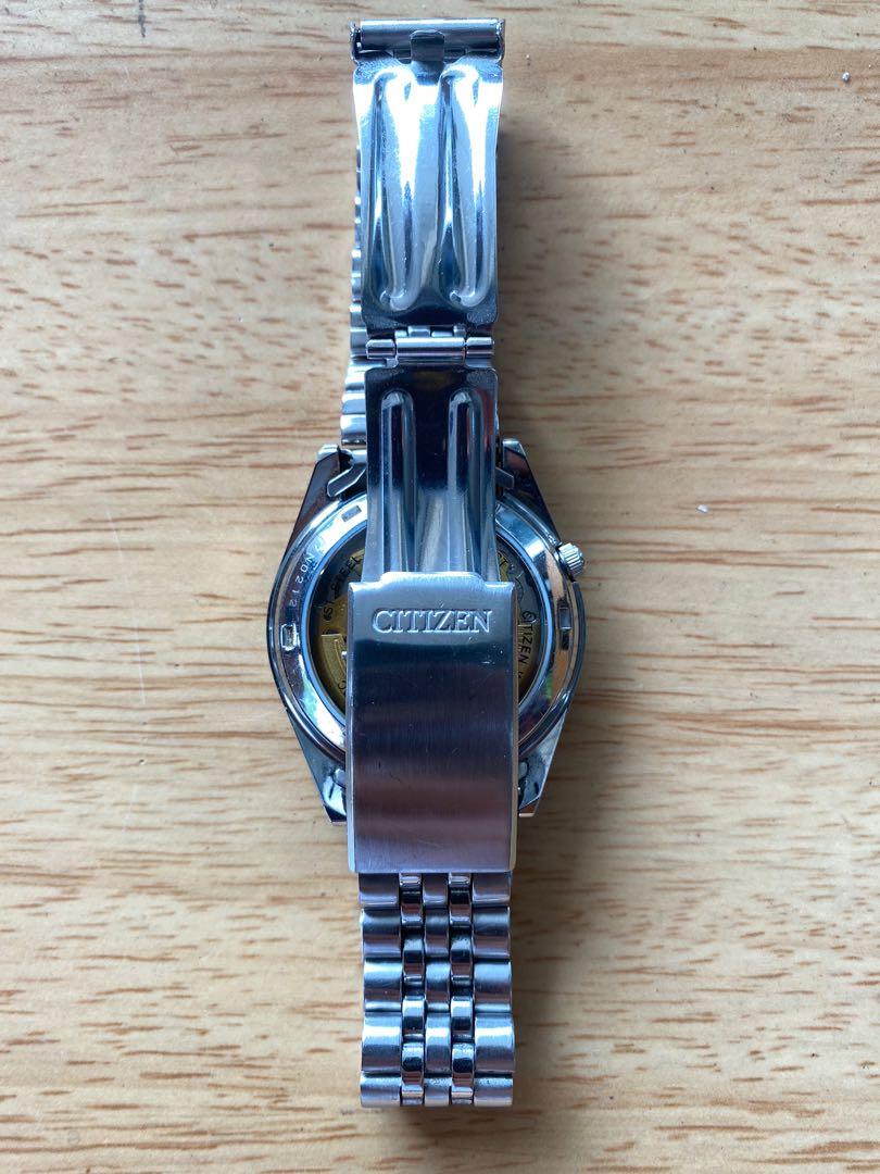 Citizen Automatic 21 Jewels N 8200 Vintage Stainless Steel White