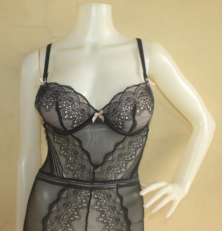 DAISY FUENTES Black Lace Bustier Corset BodysuitSuper Sexy!, Women's  Fashion, Undergarments & Loungewear on Carousell