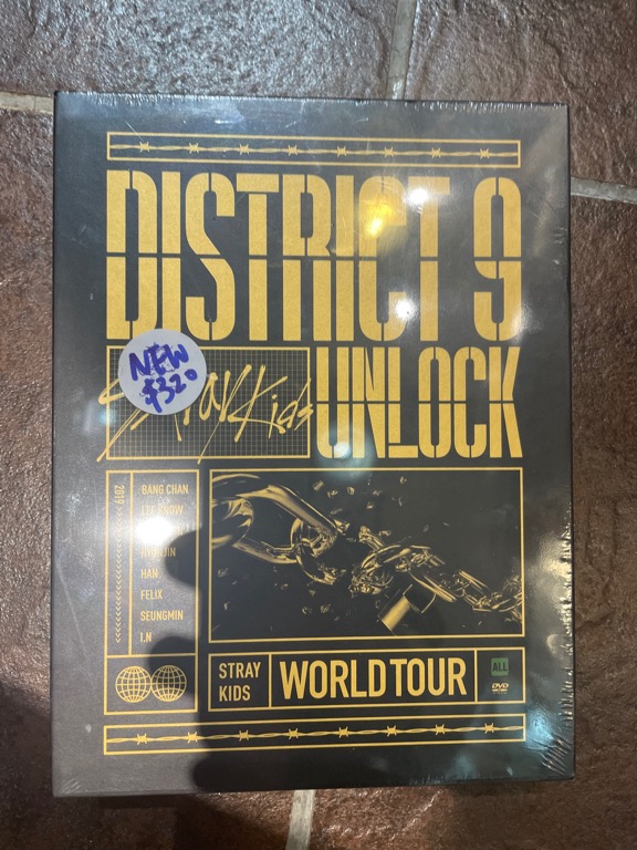 DVD] Stray Kids - Stray Kids World Tour World Tour 'District 9