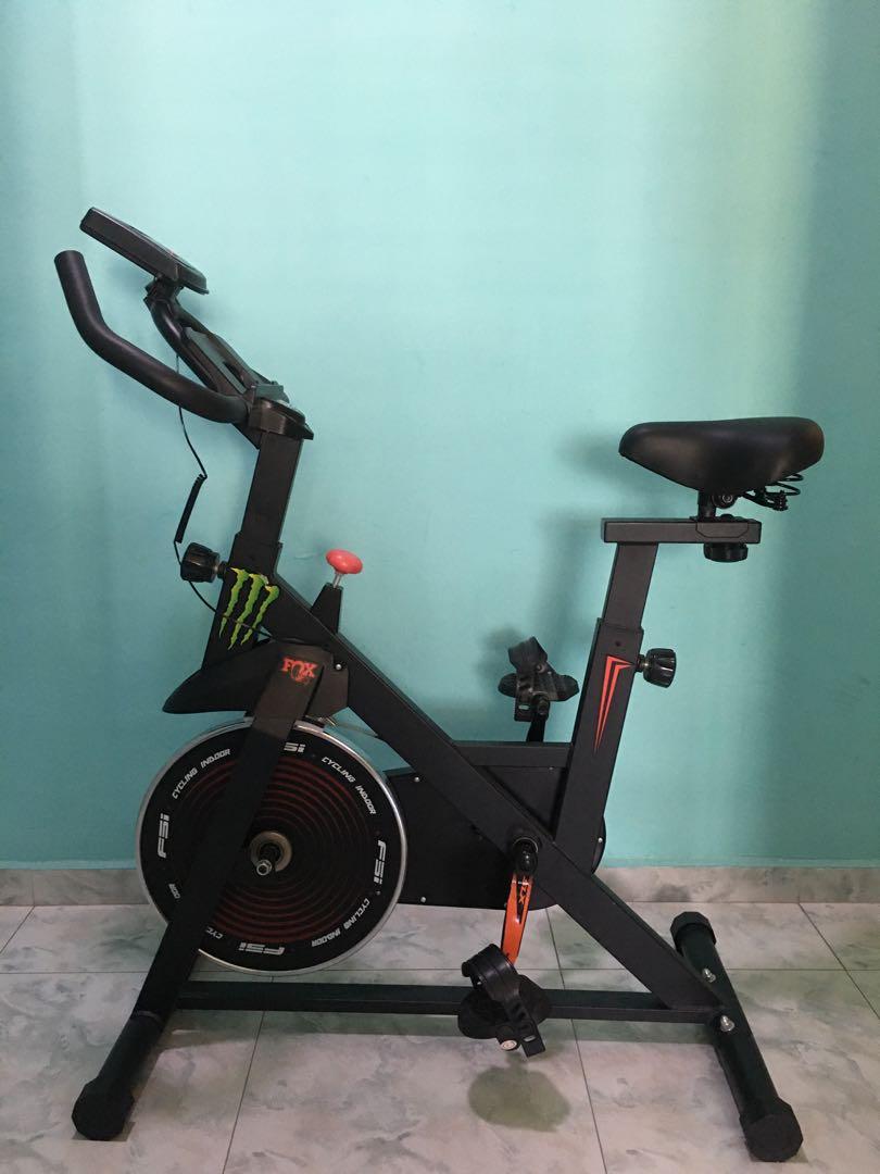 Exercise Spin Bike. Sports Equipment Exercise Fitness Cardio Fitness Machines on Carousell