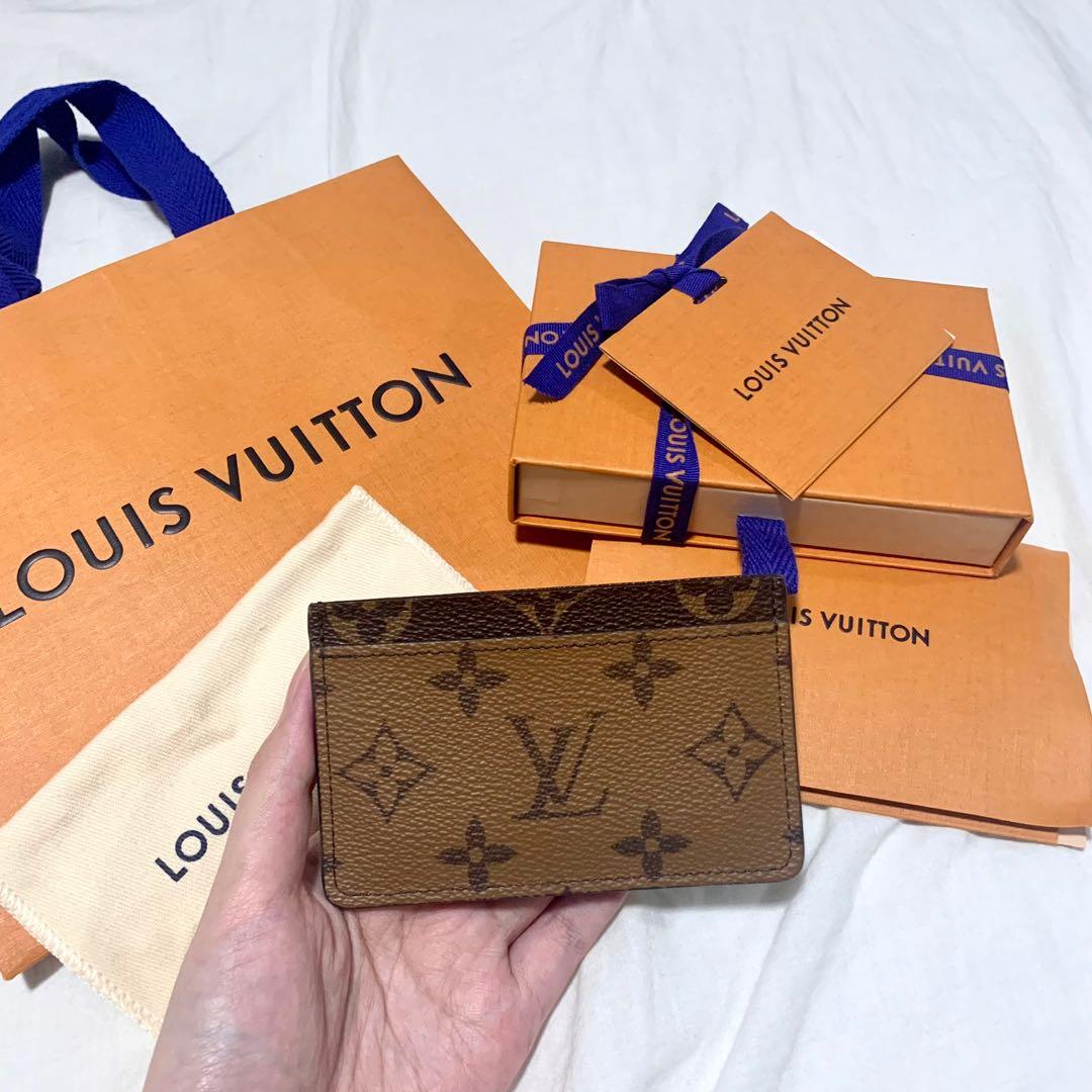 LV original Wallet and Belt (FULLSET), Men's Fashion, Watches &  Accessories, Wallets & Card Holders on Carousell