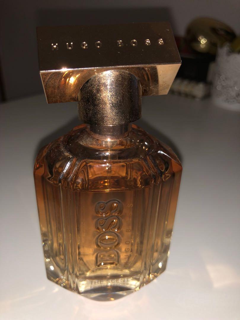 Hugo boss sales accord for her