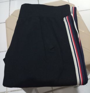 (Kategori: ) berada di . Dikirim oleh AddStuffPreLoved (ID iklan 1110317609, Gambar 1). Deskripsi: .