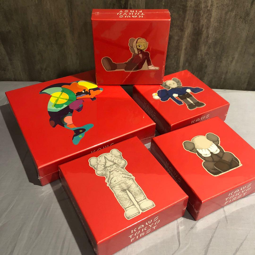 KAWS TOKYO FIRST PUZZLE パズル 5種セット美術品/アンティーク
