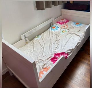 (Category: ) located in . Submitted by farah83 (Listing ID 1110257619, Image 1). Description: .
