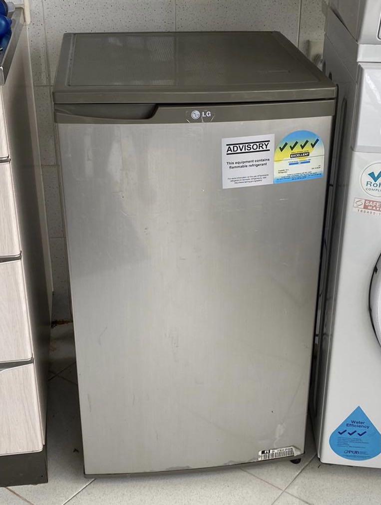 LG Mini fridge 94 litre, TV & Home Appliances, Kitchen Appliances