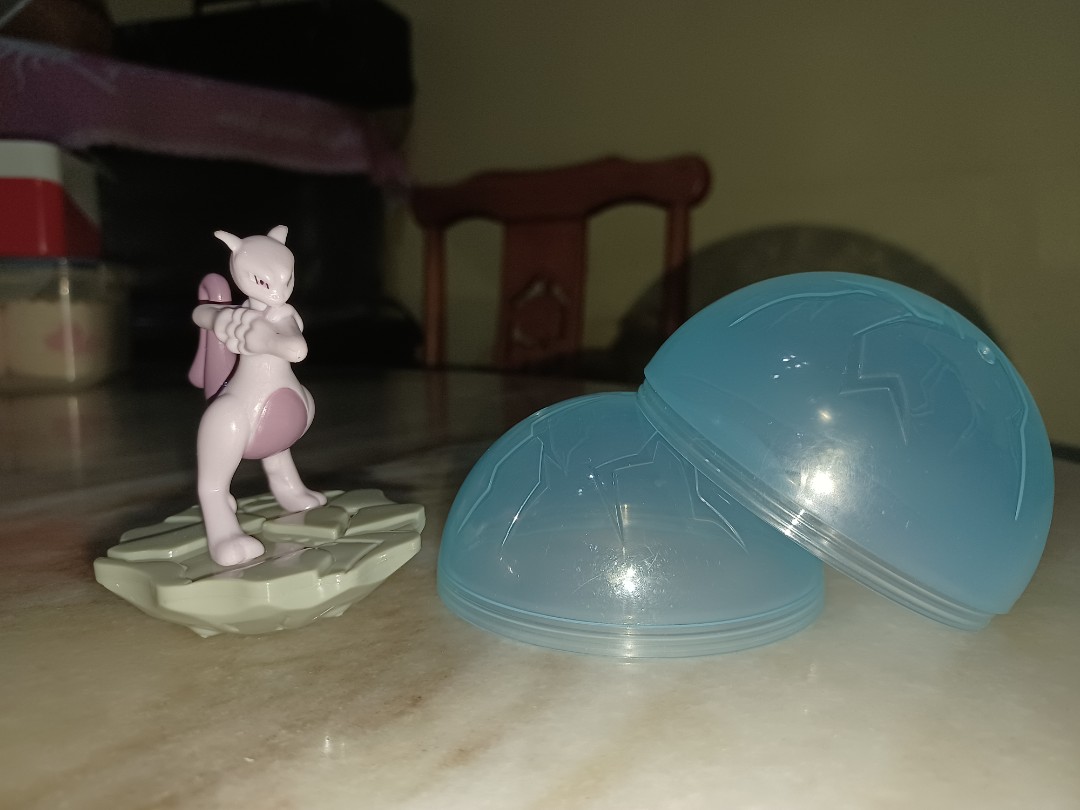 Mewtwo clearance mcdonalds toy