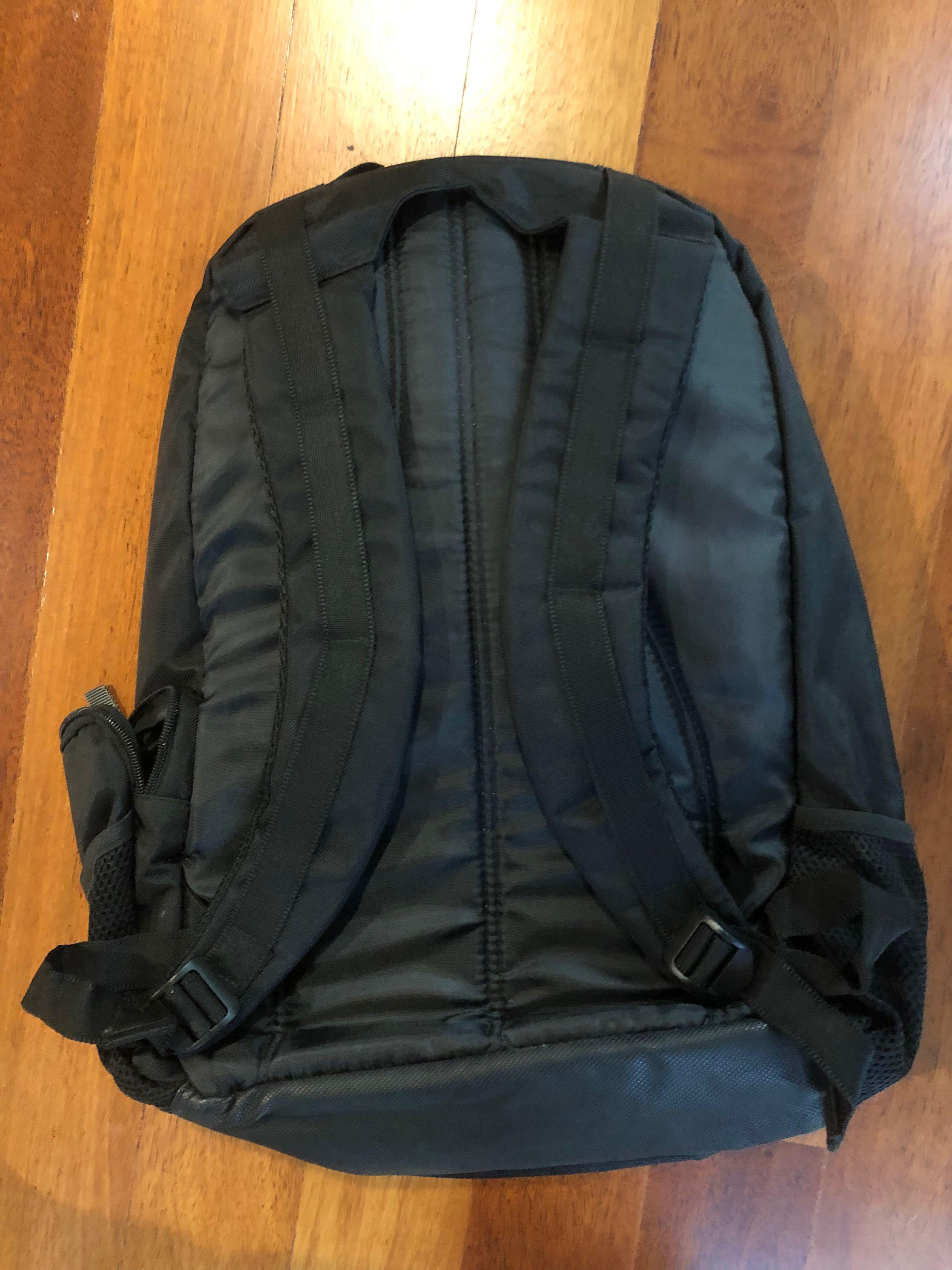 MSI computer backpack (Category: Laptop Bags & Sleeves) located in Kuala Lumpur. Submitted by pizza_3939 (Listing ID 1110185314, Image 2). Description: Unused, super good condition .