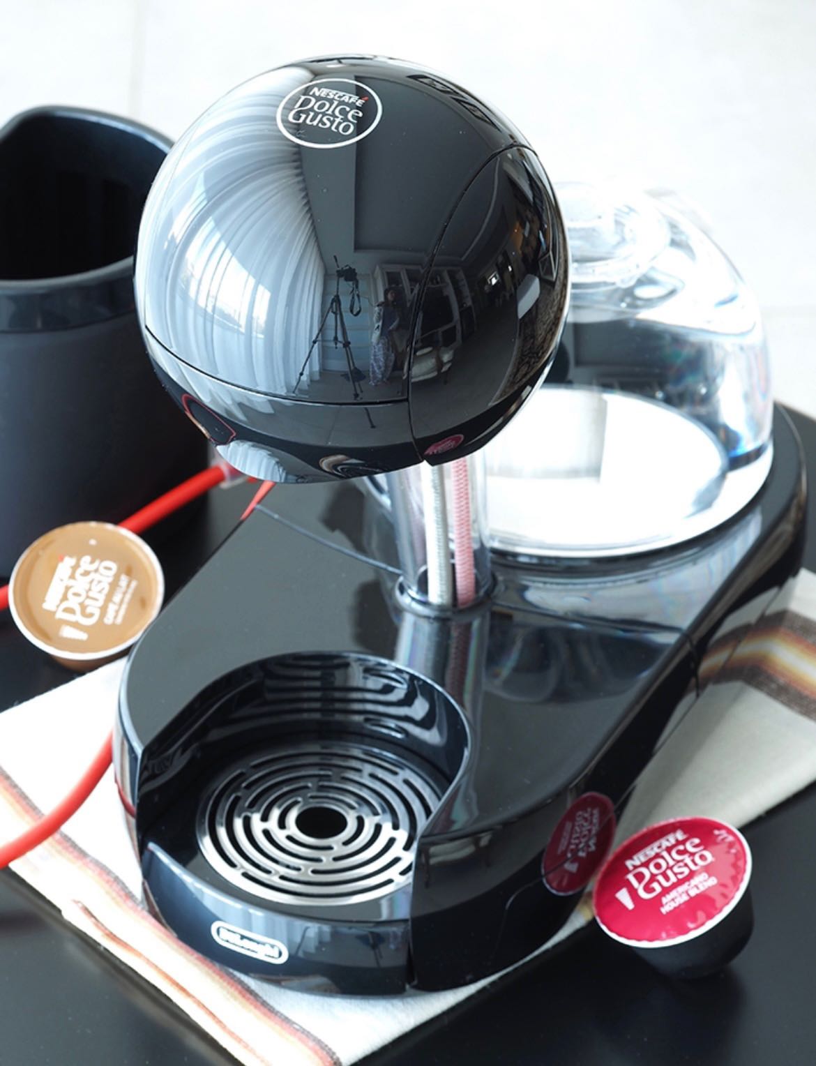 Nescafé Dolce Gusto Stelia Piano Black 咖啡機, 家庭電器, 廚房電器, 咖啡機及咖啡壺 Carousell