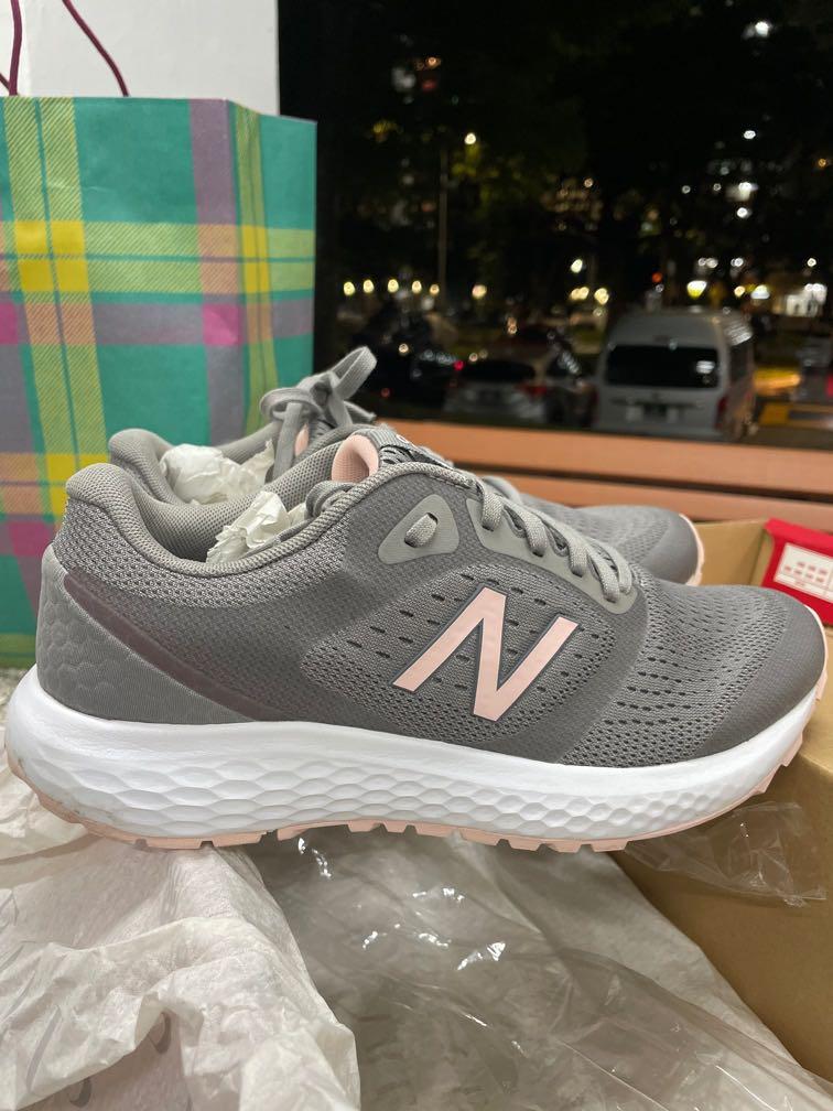 New Balance W520LM6 Women s Fashion Footwear Sneakers on Carousell