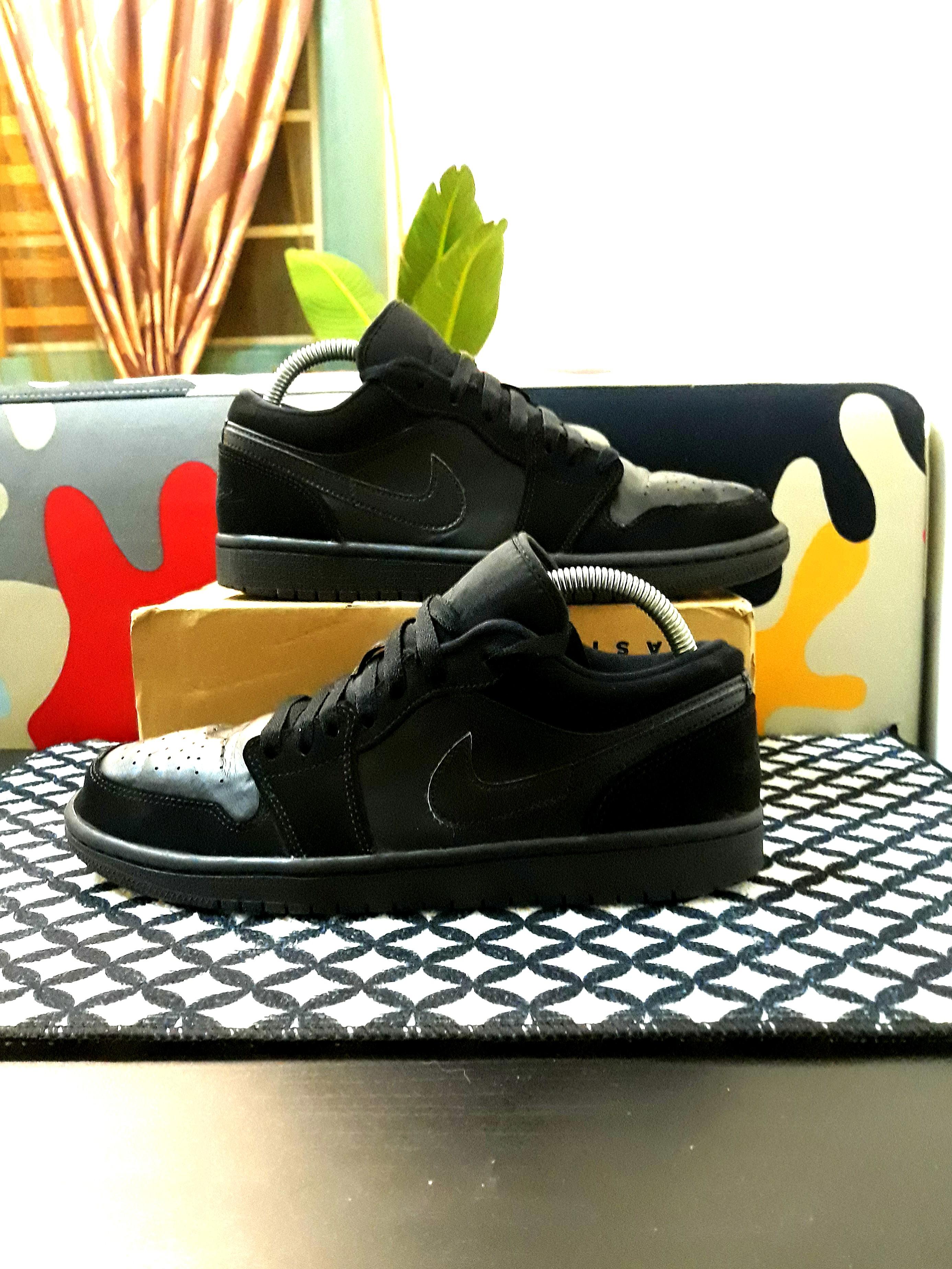 Air jordan 1 shop retro low triple black