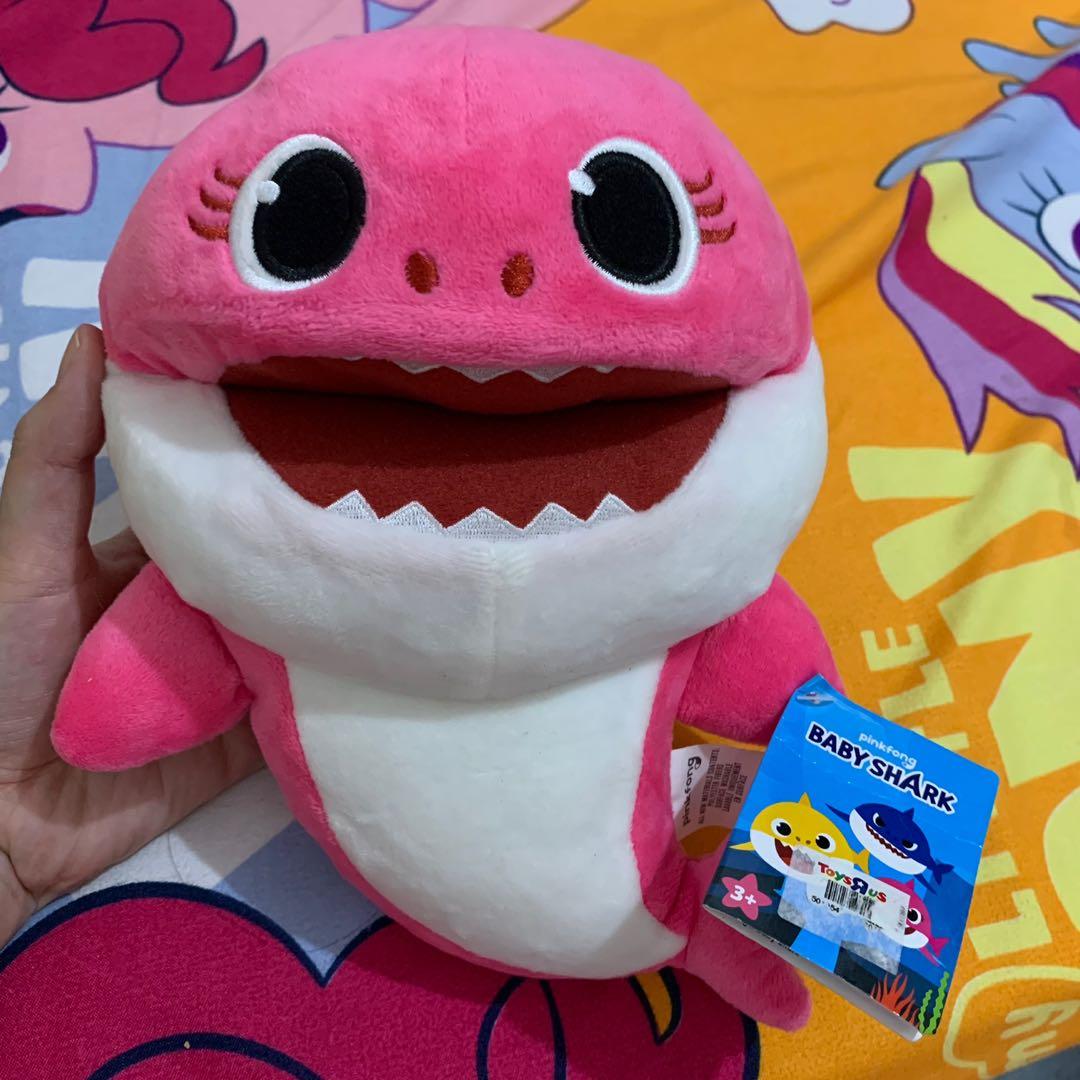 Pinkfong baby shark puppet store