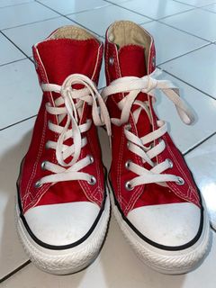 Red converse boots top