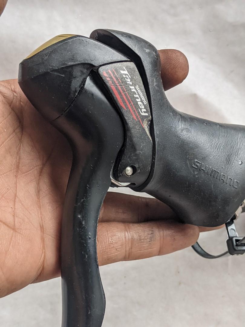 Shimano Tourney Dropbar lever shifter 3x7 Sports Equipment