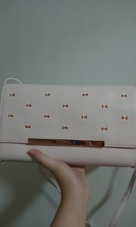 （分類：）位於 。 由 d.p.811 提交（商品編號 1110351873，圖片 1）。簡介： 。
