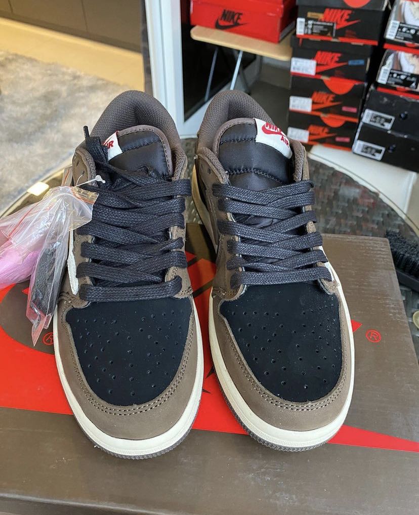 Travis scott low cut cheap