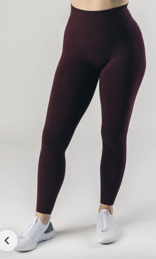 Alphalete Amplify Leggings in Black Cherry size XS, Women's Fashion,  Activewear on Carousell