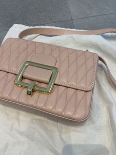 （分類：）位於 。 由 clam06 提交（商品編號 1104816827，圖片 1）。簡介： 。