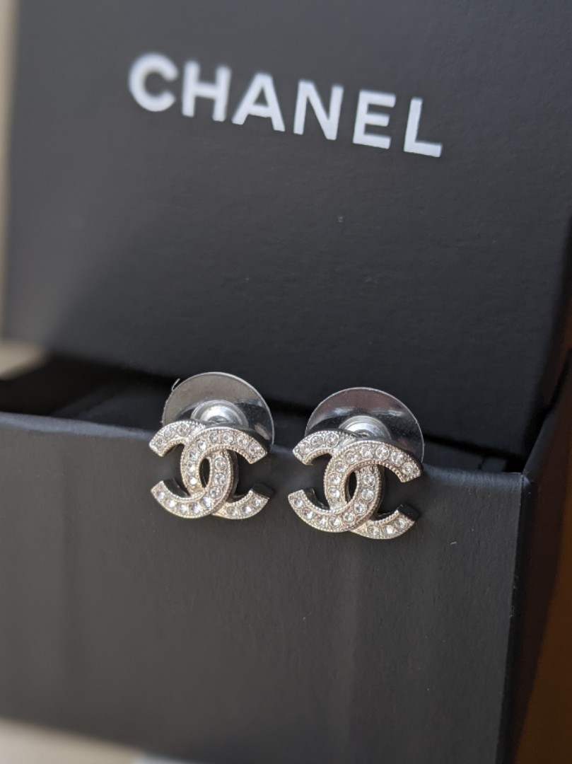Vintage Chanel earring  fashion accessories  Vintage chanel earrings  Fashion earrings Chanel earrings