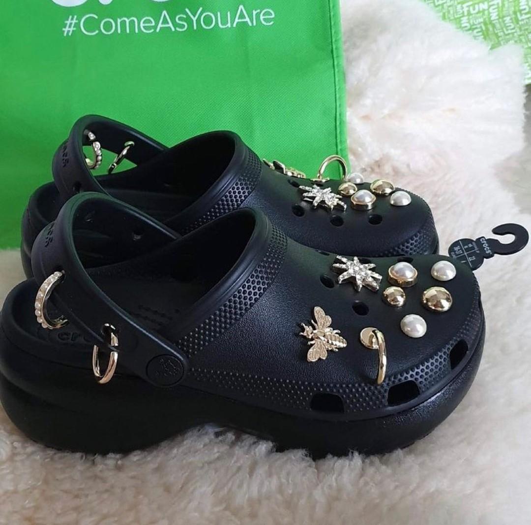Crocs x top yang mi