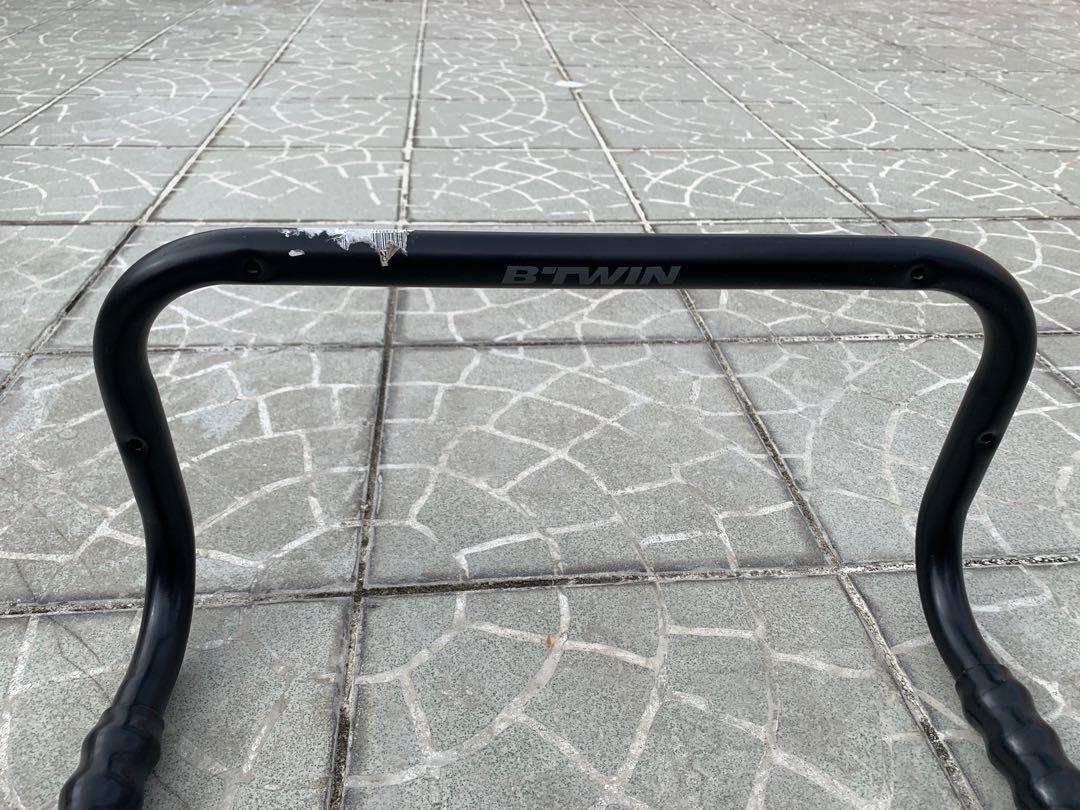 Decathlon 單車 BTwin 掛牆單車架, 運動產品, 單車 - Carousell