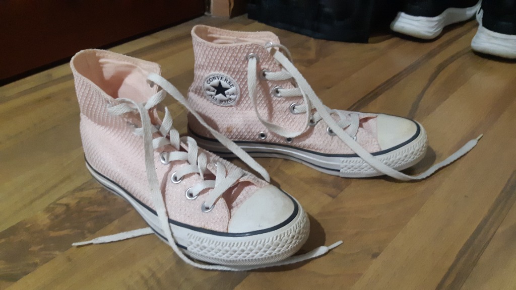 Dusty online pink converse