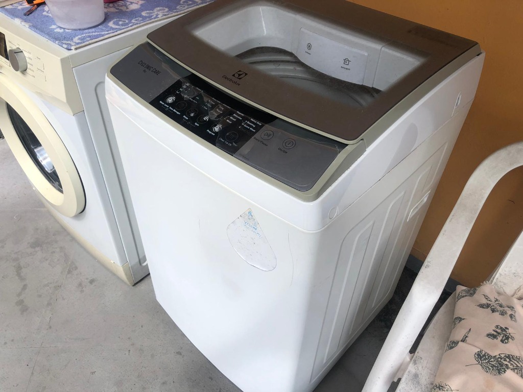 Electrolux Cyclonic Care Washing Machine 8kg, TV & Home Appliances