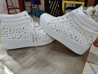 (Category: ) located in . Submitted by manishaverma (Listing ID 1104856634, Image 1). Description: .