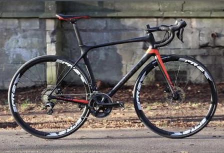 Giant TCR Advanced 2 Disc Brake Edition Sports Equipment Bicycles Parts Bicycles on Carousell